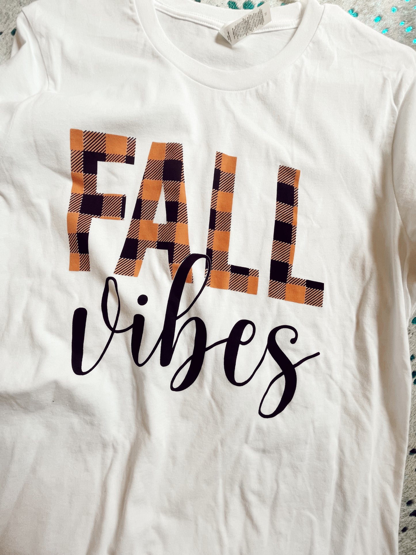 FALL VIBES TEE